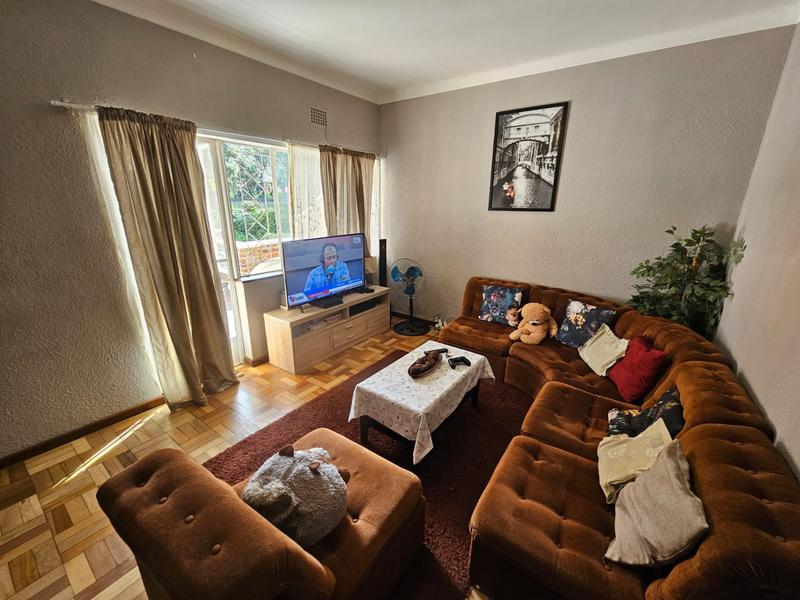 2 Bedroom Property for Sale in Rosebank Western Cape
